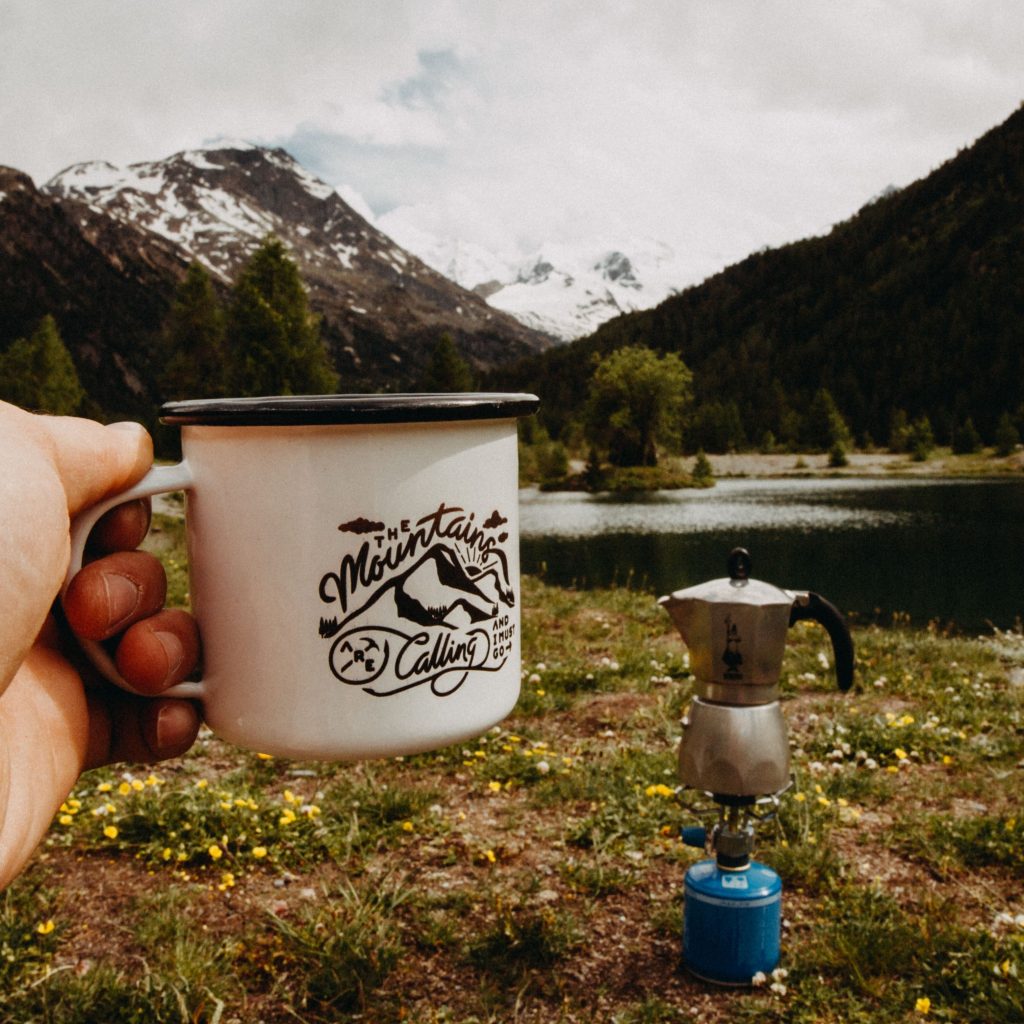 How to make coffee when camping comparing brew methods & devices